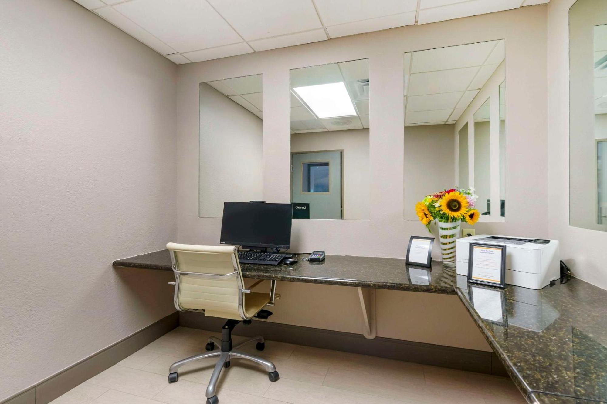 Comfort Inn & Suites Port Charlotte-Punta Gorda Ngoại thất bức ảnh